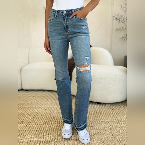 Judy Blue Denim - Just In!! Judy Blue Full Size Mid Rise Destroyed Hem Distressed Jeans
